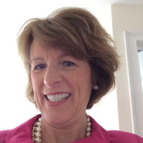Dr. Candis Finan