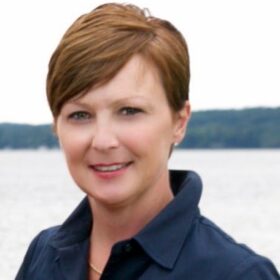 Dr. Susan Vickers