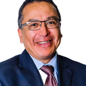 Dr. Gustavo Balderas